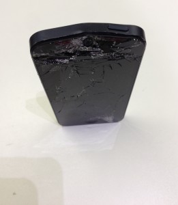 iPhone5　ベゼル歪み2